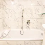 Appartement San Babila Elegant Duplex - Design District Milan